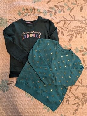 Two Girls Sweatshirts Medium
